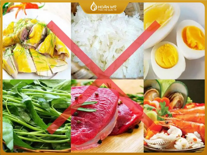 Tránh các thực phẩm gây kích ứng môi