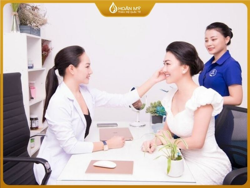 Tắm trắng da toàn thân: Công nghệ Phi thuyền và quy chuẩn an toàn