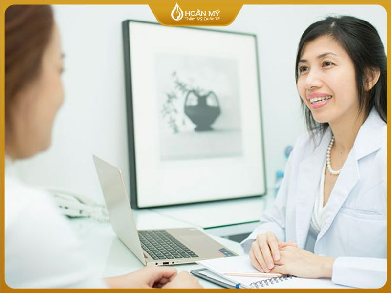 Các thẩm mỹ viện uy tín thường có bác sĩ da liễu thăm khám da trước khi thực hiện dịch vụ